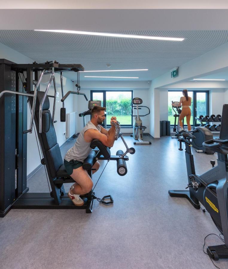 Hotel Otp Balatonszárszó Eksteriør bilde
