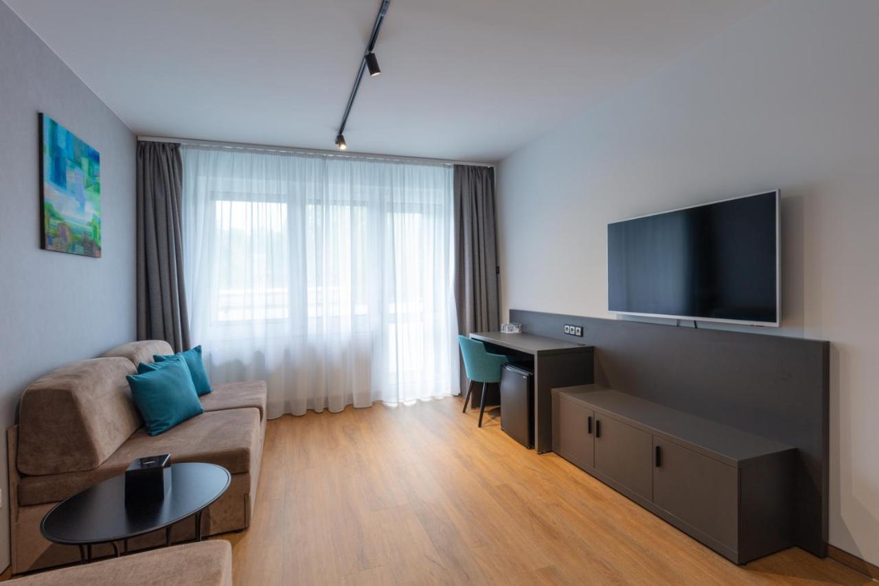 Hotel Otp Balatonszárszó Eksteriør bilde