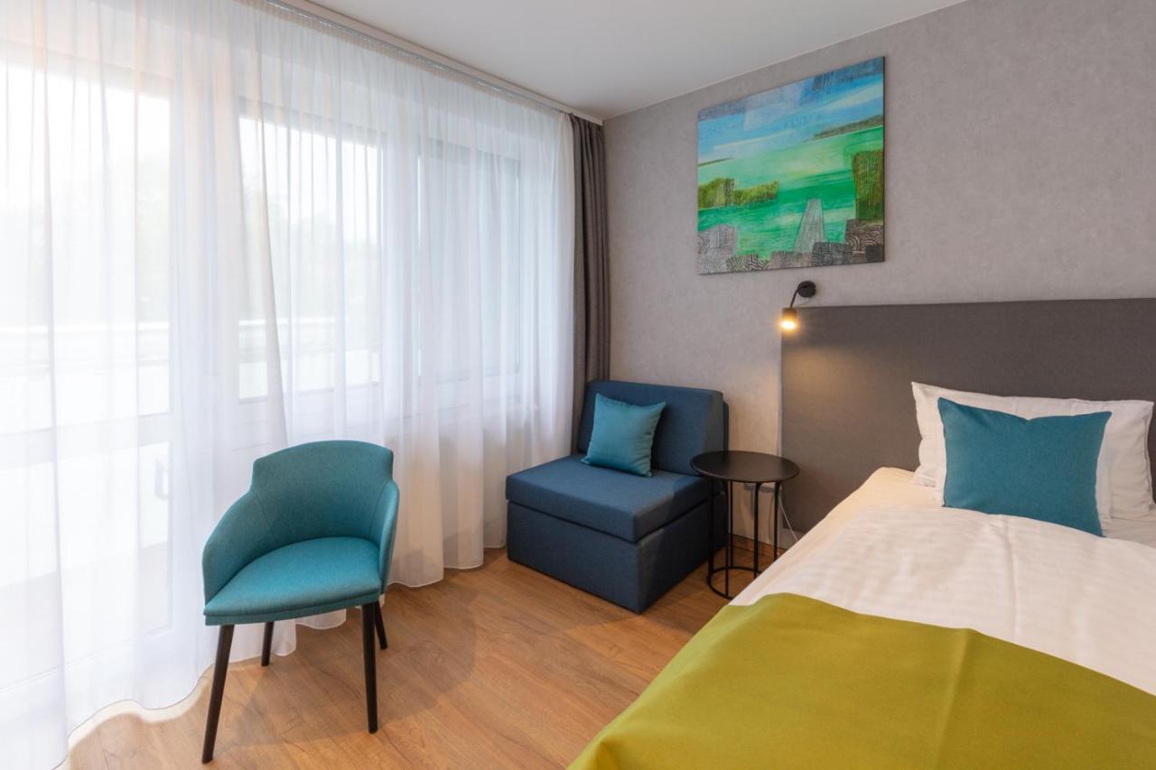 Hotel Otp Balatonszárszó Eksteriør bilde
